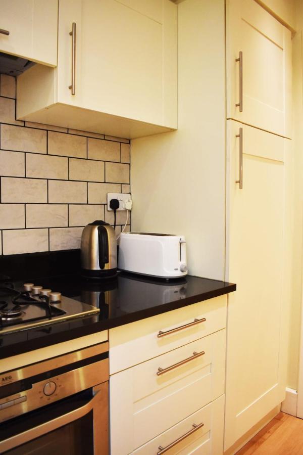 The Ross 2 Bedroom Apartment In Historic Abbey ฟอร์ตออกัสตัส ภายนอก รูปภาพ