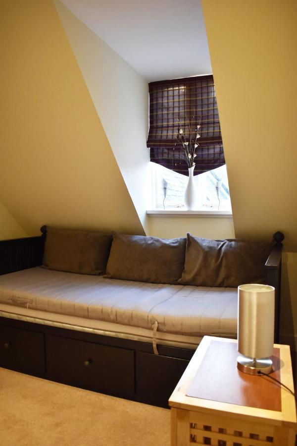 The Ross 2 Bedroom Apartment In Historic Abbey ฟอร์ตออกัสตัส ภายนอก รูปภาพ